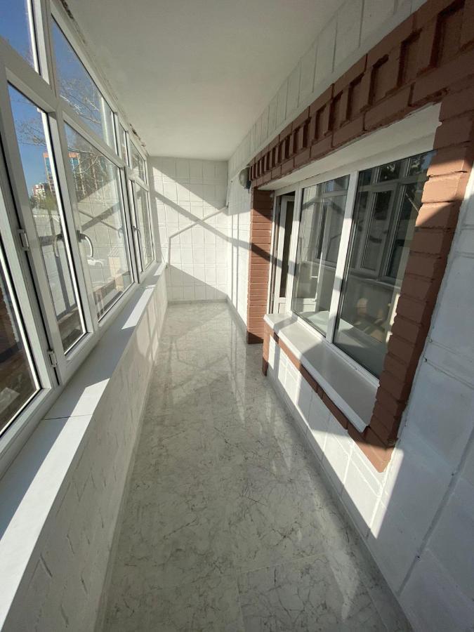 Ulpan Mini Hotel Astana Extérieur photo