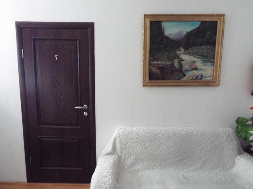 Ulpan Mini Hotel Astana Extérieur photo